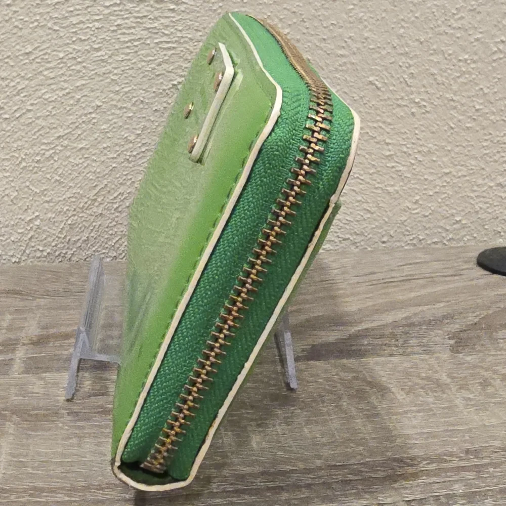 Kate Spade New York Nesa Pasadena Patent Leather Wallet - Picture 4 of 8